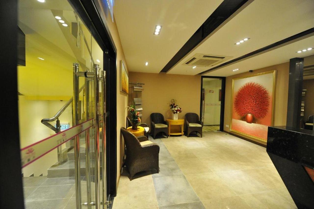 Milano Hotel Kluang Esterno foto