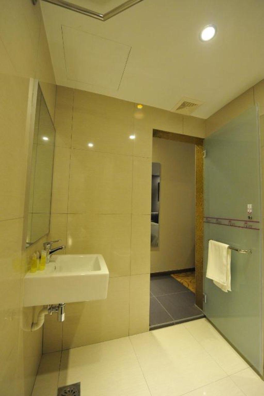 Milano Hotel Kluang Esterno foto
